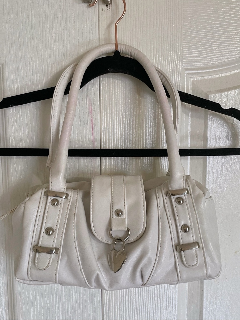 Cream Y2K Mini Shoulder Bag with Heart Charm and Matching Wallet